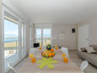 Apartman na moru, Prodaja, Povljana, Povljana