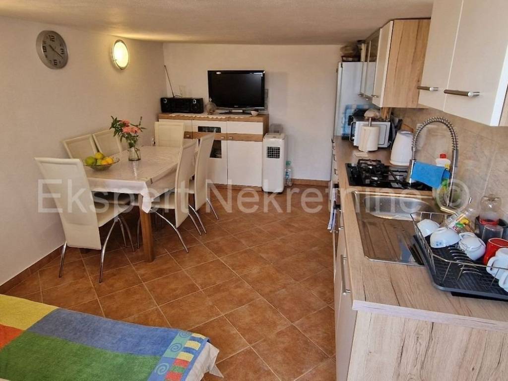 Samostojeća kuća, Prodaja, Okrug, Okrug Gornji