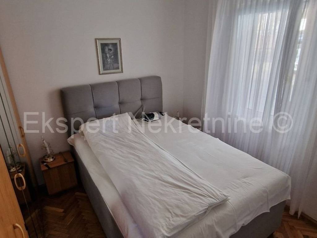 Samostojeća kuća, Prodaja, Okrug, Okrug Gornji