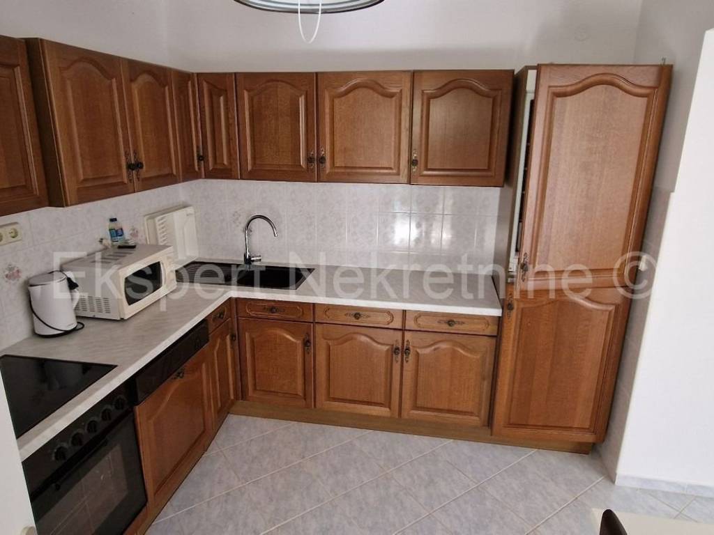 Samostojeća kuća, Prodaja, Okrug, Okrug Gornji