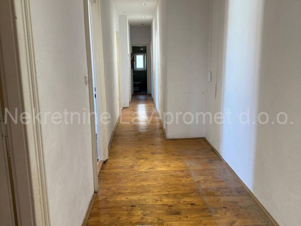 Stan u višeetažnoj kući, Prodaja, Split, Split