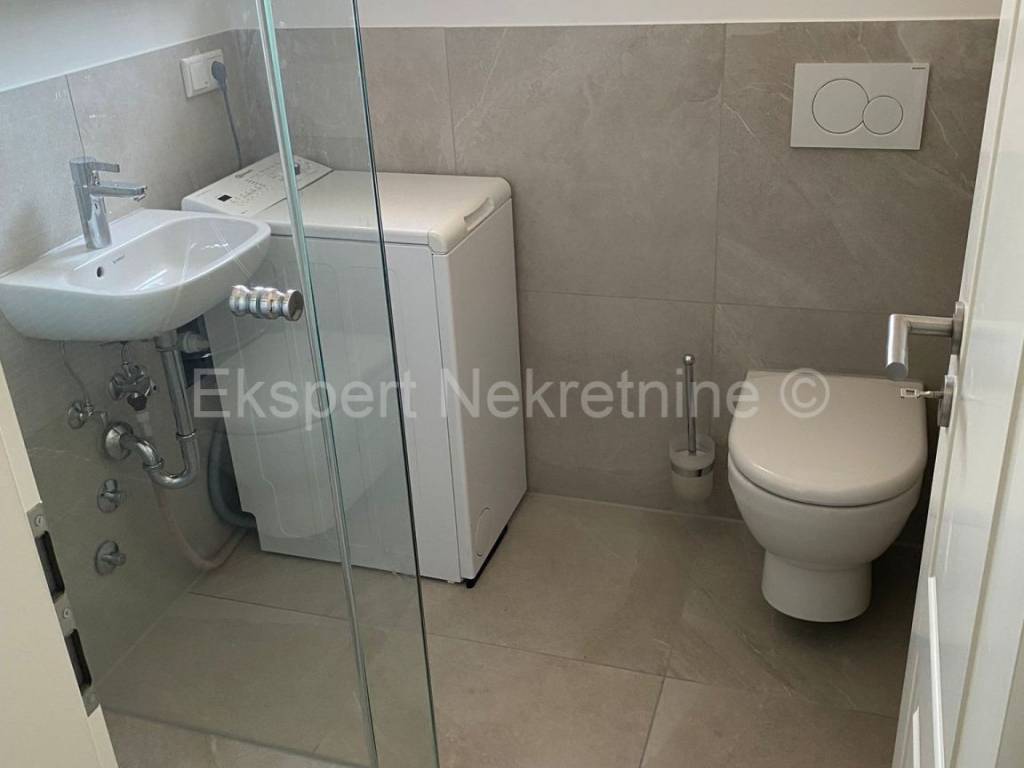 Stan u zgradi, Najam, Trogir - Okolica, Plano