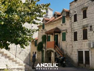 Kamena kuća, Prodaja, Kaštela, Kaštel Stari