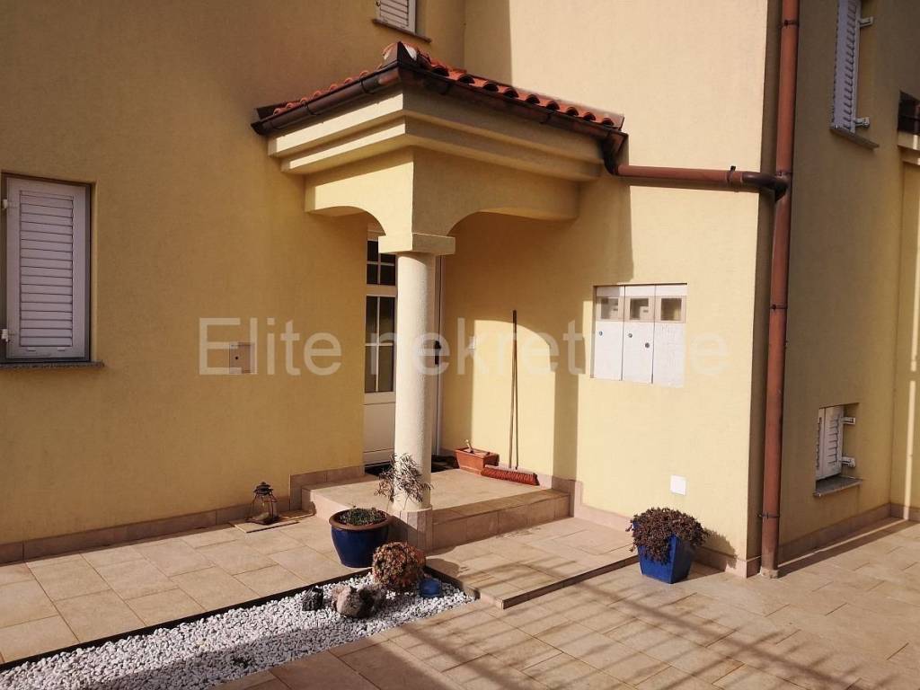 Samostojeća kuća, Prodaja, Malinska-dubašnica, Sveti Vid-Miholjice