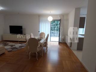 Stan u zgradi, Najam, Zagreb, Gornji Grad - Medveščak