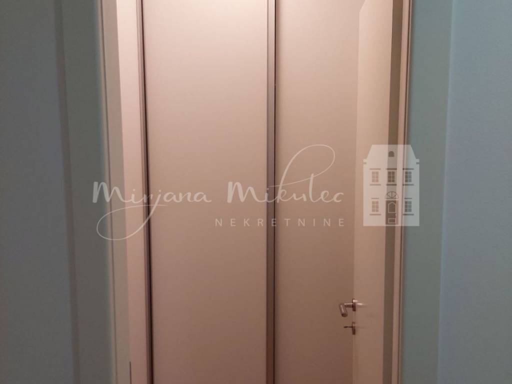 Stan u zgradi, Najam, Zagreb, Gornji Grad - Medveščak