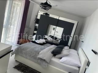 Stan u zgradi, Najam, Rijeka, Sjever