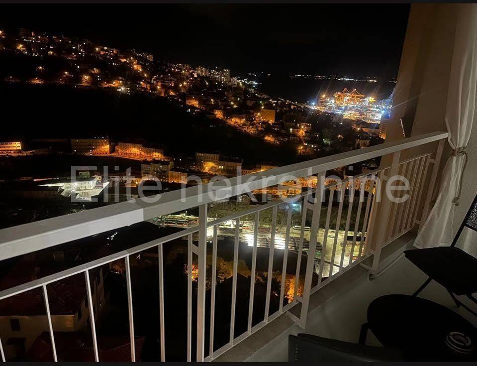 Stan u zgradi, Najam, Rijeka, Sjever