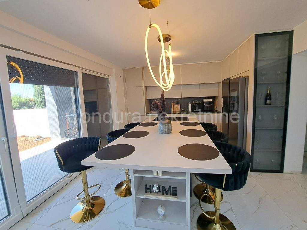 Apartman na moru, Prodaja, Sveti Filip i Jakov, Sveti Filip i Jakov