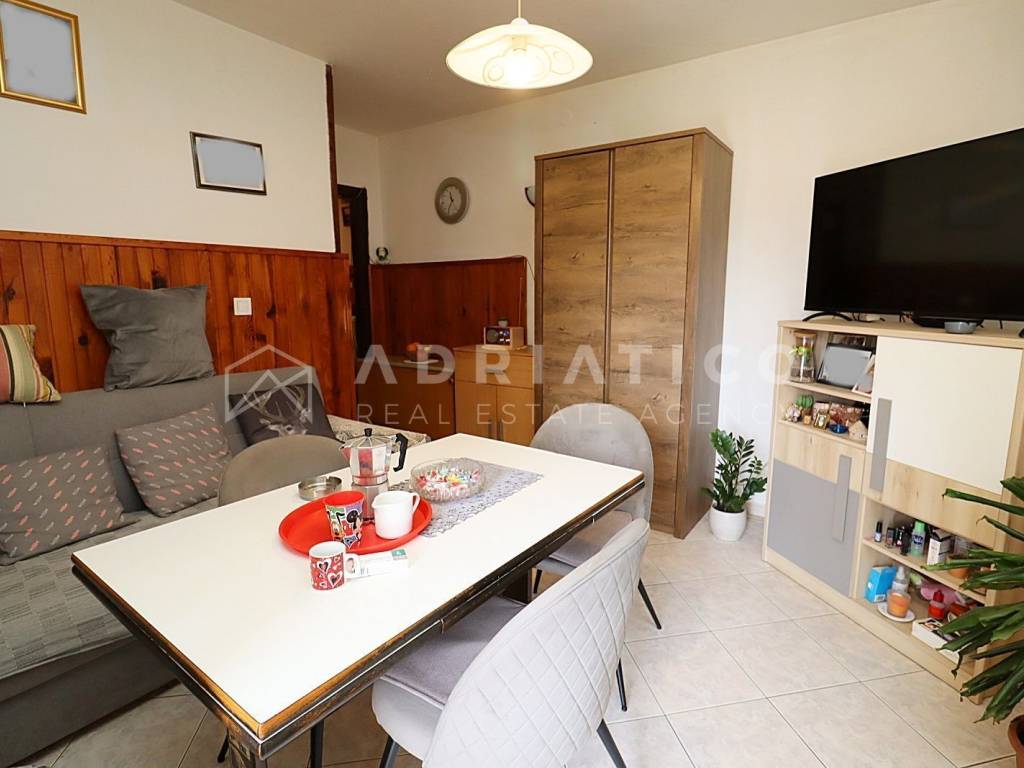 Stan u starijoj zgradi, Prodaja, Rovinj, Rovinj