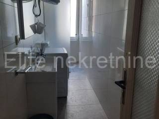 Stan u zgradi, Najam, Rijeka, Centar