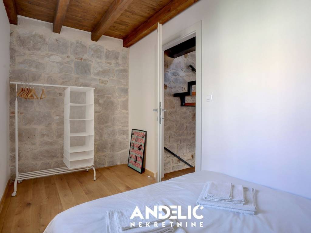 Kuća u nizu, Prodaja, Split, Split