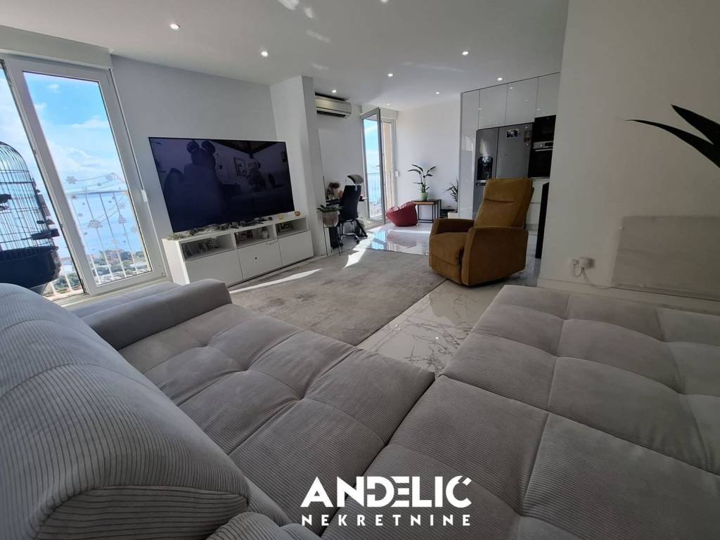 Stan u zgradi, Prodaja, Split, Split