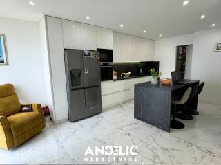 Stan u zgradi, Prodaja, Split, Split