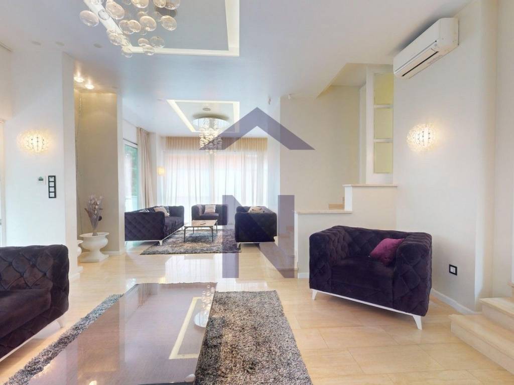 Vila, Prodaja, Zagreb, Maksimir