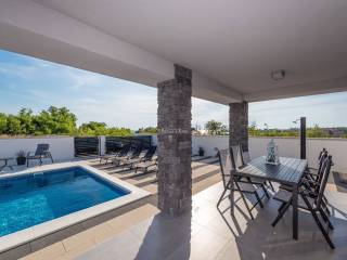 Vila, prodaja, Privlaka