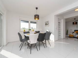 Vila, prodaja, Privlaka