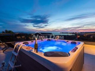 Vila, prodaja, Privlaka