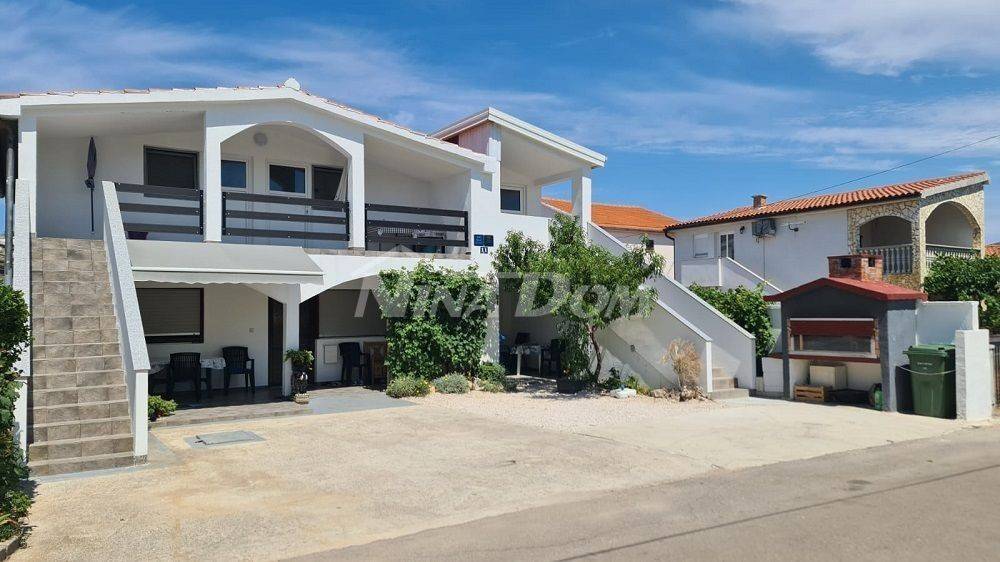 Apartmanska kuća, Prodaja, Vir, Vir