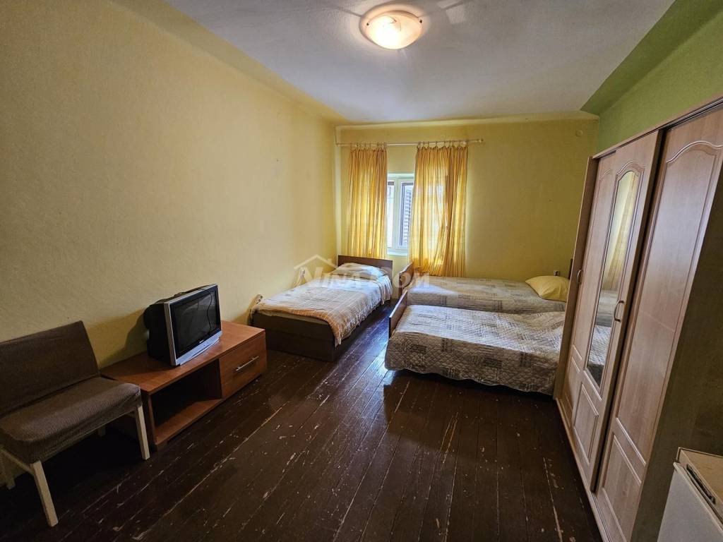 Kuća u nizu, Prodaja, Kali, Kali