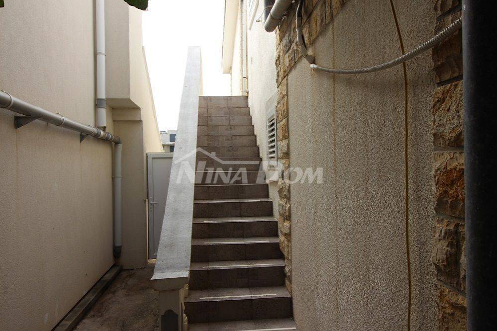 Kuća na moru, Prodaja, Vir, Vir