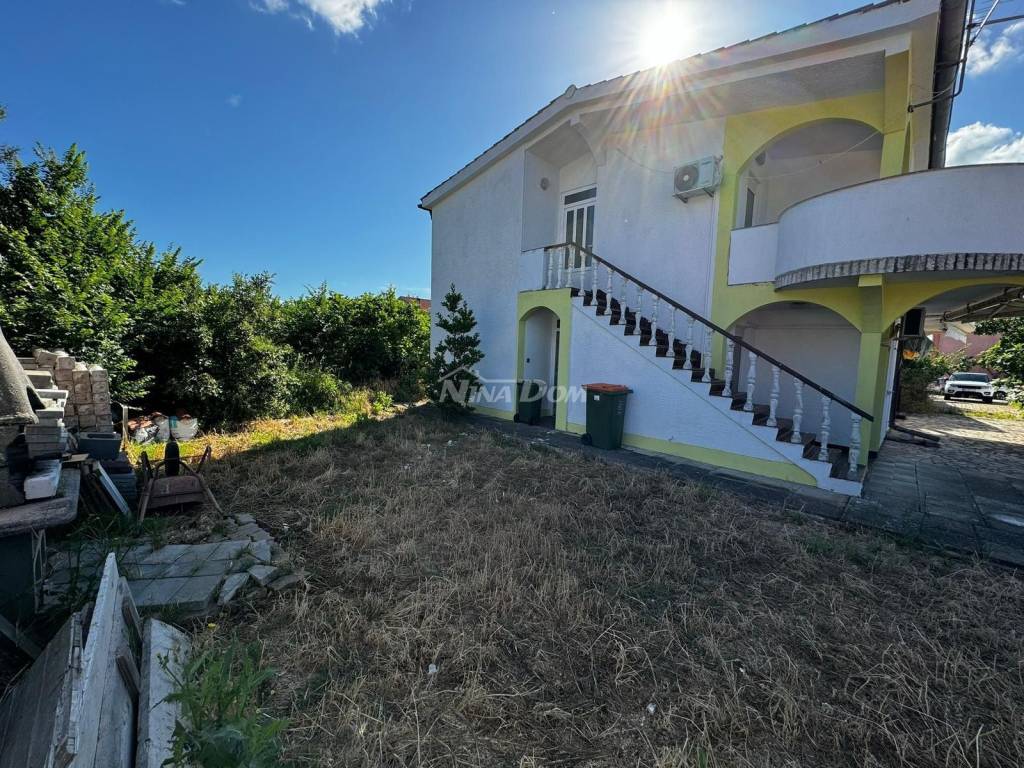 Dvojna kuća, Prodaja, Privlaka, Privlaka