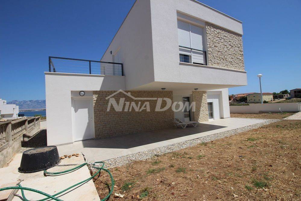 Vila, Prodaja, Vir, Vir