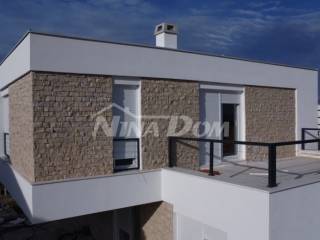 Vila, Prodaja, Vir, Vir