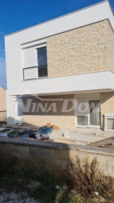 Vila, Prodaja, Vir, Vir