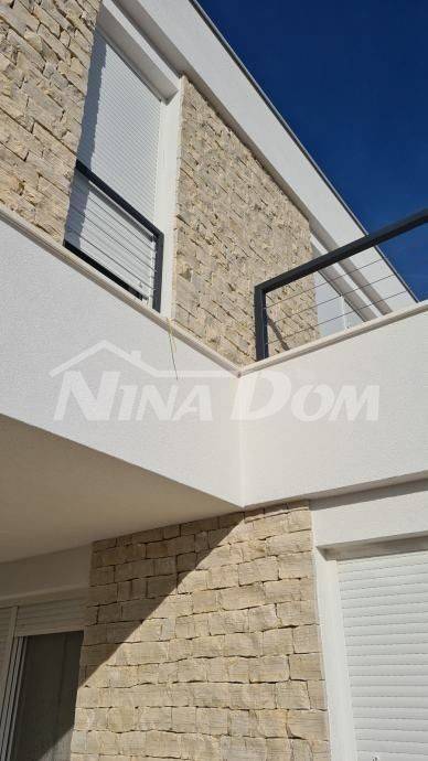 Vila, Prodaja, Vir, Vir