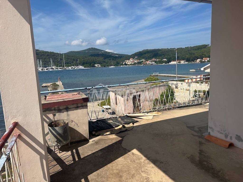 Kuća na moru, Prodaja, Preko, Sutomišćica