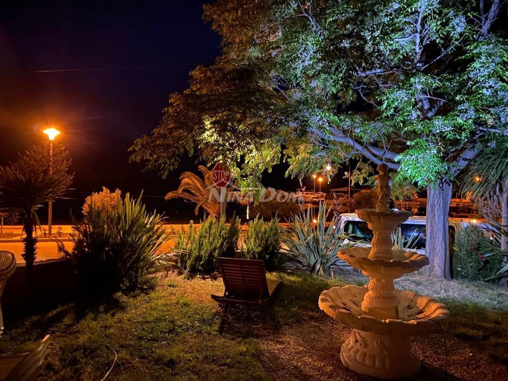 Nekretnina za odmor, Prodaja, Vrsi, Vrsi