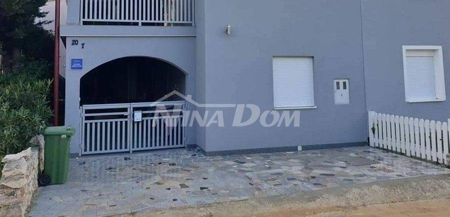 Dvojna kuća, Prodaja, Vir, Vir