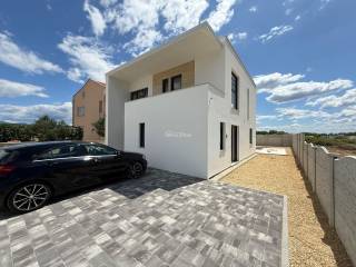 Samostojeća kuća, Prodaja, Privlaka, Privlaka