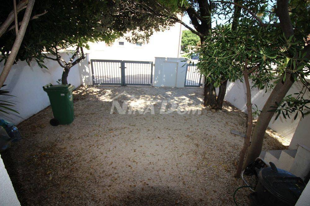 Dvojna kuća, Prodaja, Vir, Vir