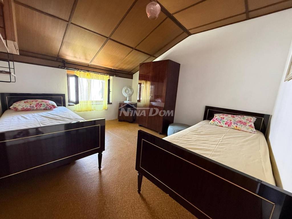 Dvojna kuća, Prodaja, Privlaka, Privlaka