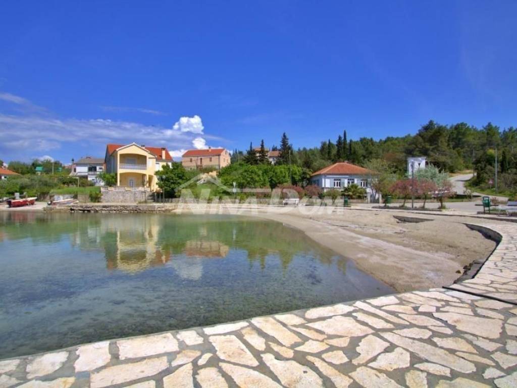 Apartmanska kuća, Prodaja, Preko, Lukoran