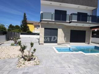 Samostojeća kuća, Prodaja, Vir, Vir