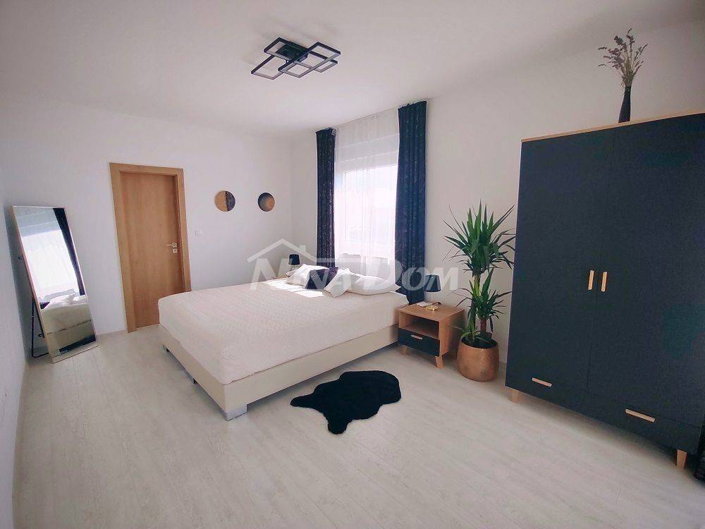 Vila, Prodaja, Privlaka, Privlaka