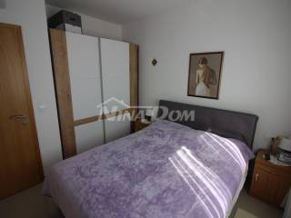 Apartman na moru, Prodaja, Vir, Vir