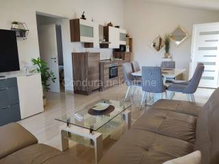 Apartman na moru, Prodaja, Vir, Vir