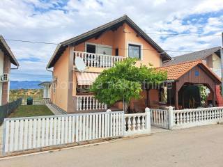 Apartmanska kuća, Prodaja, Nin, Grbe