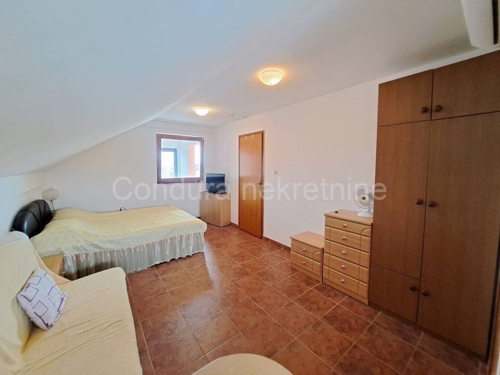 Apartmanska kuća, Prodaja, Nin, Grbe