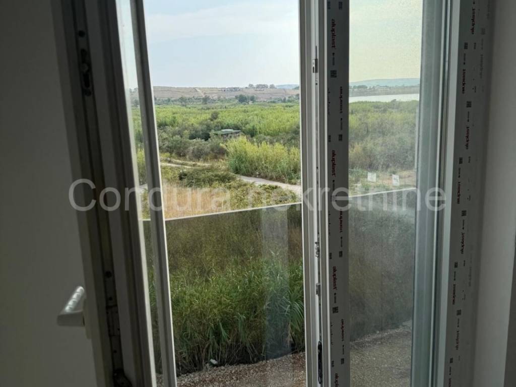 Apartman na moru, Prodaja, Povljana, Povljana