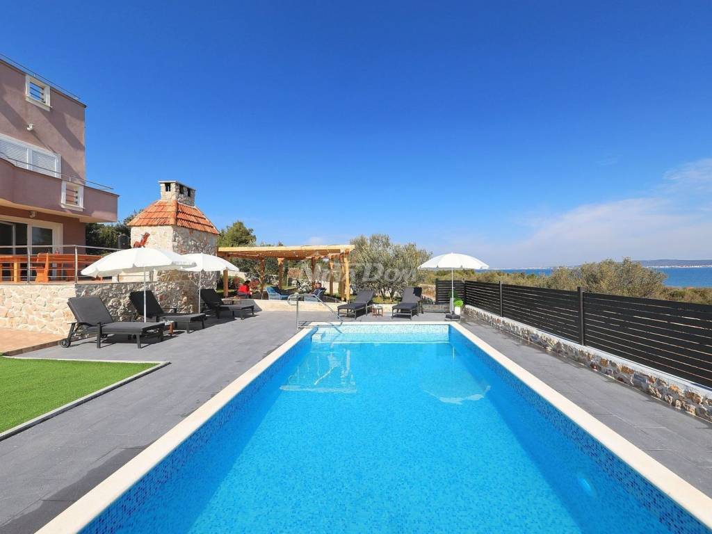 Apartmanska kuća, Prodaja, Pašman, Pašman