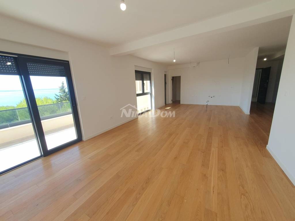 Apartman na moru, Prodaja, Privlaka, Privlaka