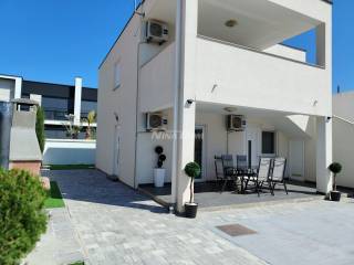 Obiteljska kuća, Prodaja, Privlaka, Privlaka