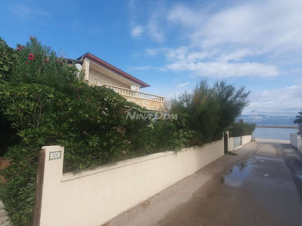 Kuća na moru, Prodaja, Vir, Vir