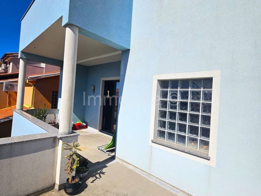 Dvojna kuća, Prodaja, Pula, Pula