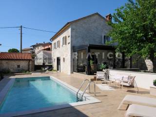 Kamena kuća, Prodaja, Višnjan, Markovac